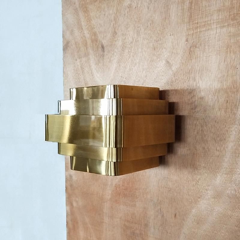 Iron Material in Plating Finish Wall Lamp for Residential.