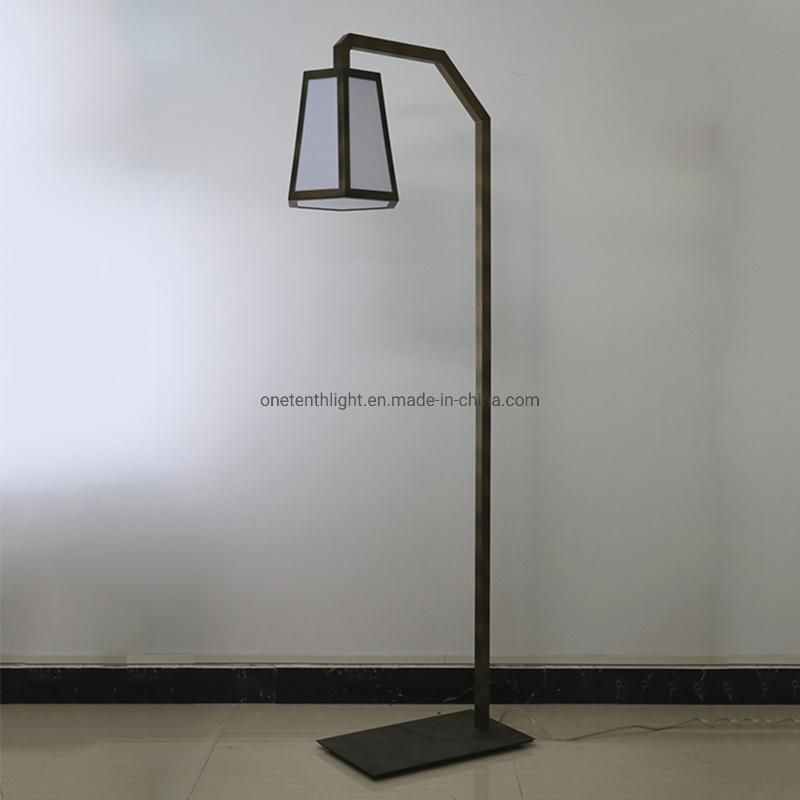 Metal in Bronze Finish Floor Lamp