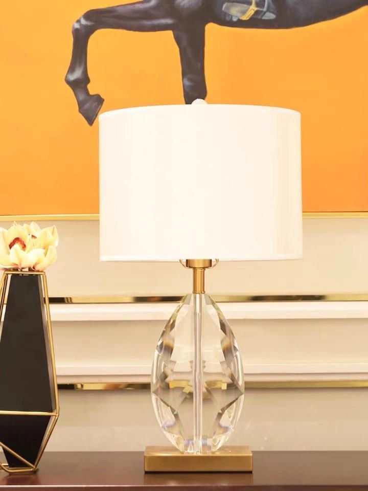 Light Luxury Crystal Table Lamp Decoration Post Modern Art Creative Fashion Simple Luxury Bedroom Living Room Study Bedside