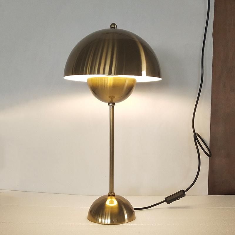 Iron Lamp Shade Internal Whitening and Body Table Lamp for Guestroom.