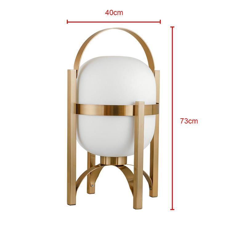 Jlt-4391 Home Luxury Designer Frosted Glass Table Lamp Brass Finish