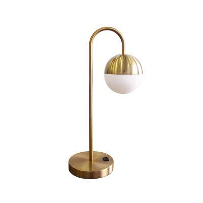 Luxury Metal Shade Bedside Table Lamp for Hotel Room Decoration