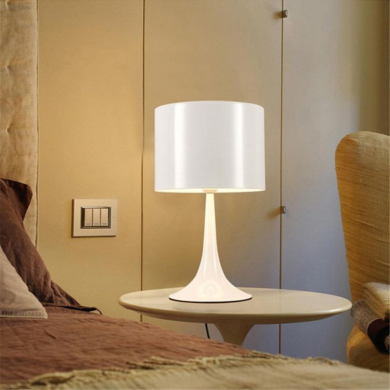 Table Lamp Simple Modern Living Room Desk Decoration Desk Lamp Black White Table Light Bedroom Bedside Lamp Home Lighting