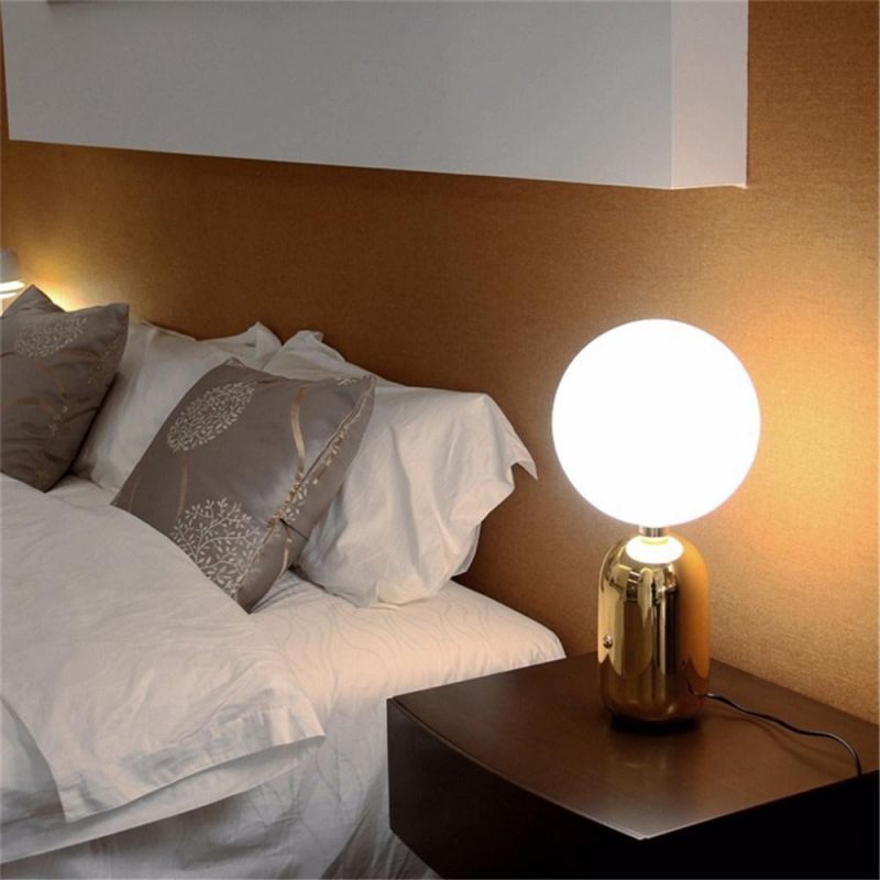 Modern Designer LED Table Lamp Fashion Simple Home Decor Glass Desk Lamp Bedroom Bedside Lamp Desk Decor Art LED Study Lamp