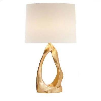 China Hot Home Hotel Apartment Decoration Gold Modern Creative Table Lamp for Bedroom