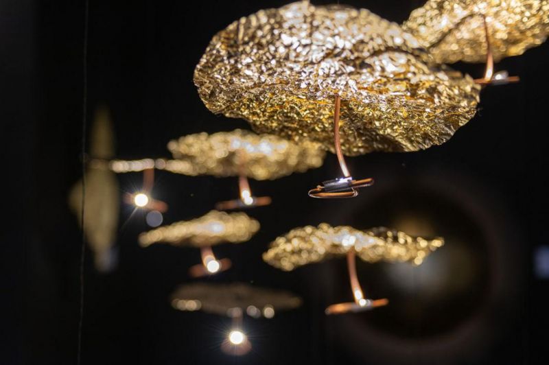 Modern Golden Lotus Leaf Pendant Lamp Hotel Lobby Creative Light Luxury