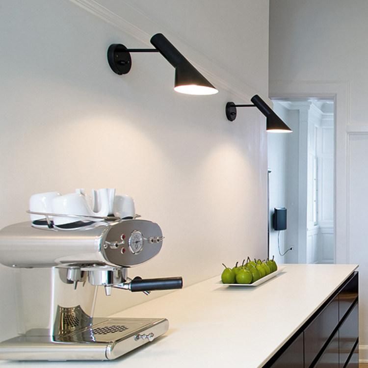 Arne Jacobsen Sconce Lighting Wall Mounted Bedside Aj Wall Lamp (WH-VR-97)