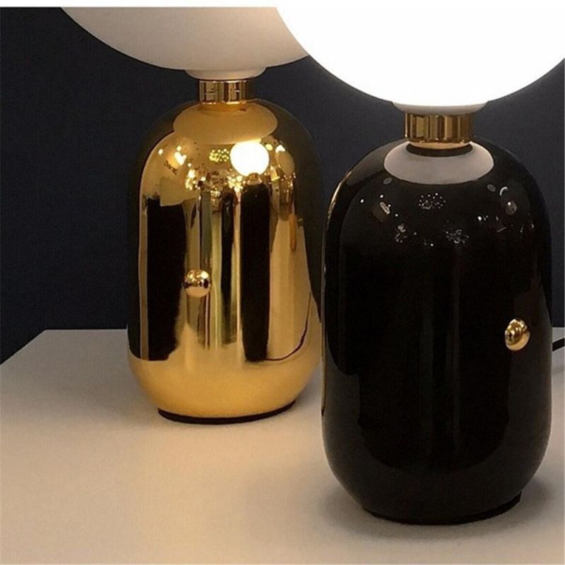 Modern Designer LED Table Lamp Fashion Simple Home Decor Glass Desk Lamp Bedroom Bedside Lamp Desk Decor Art LED Study Lamp