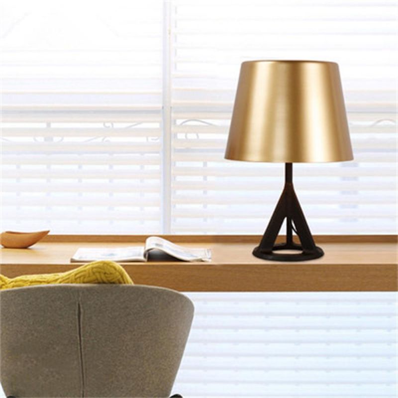 Industrial Triangle Iron Table Lamp Bedroom Bedside Desk Lamp Home Decoration Living Room Table Lamp