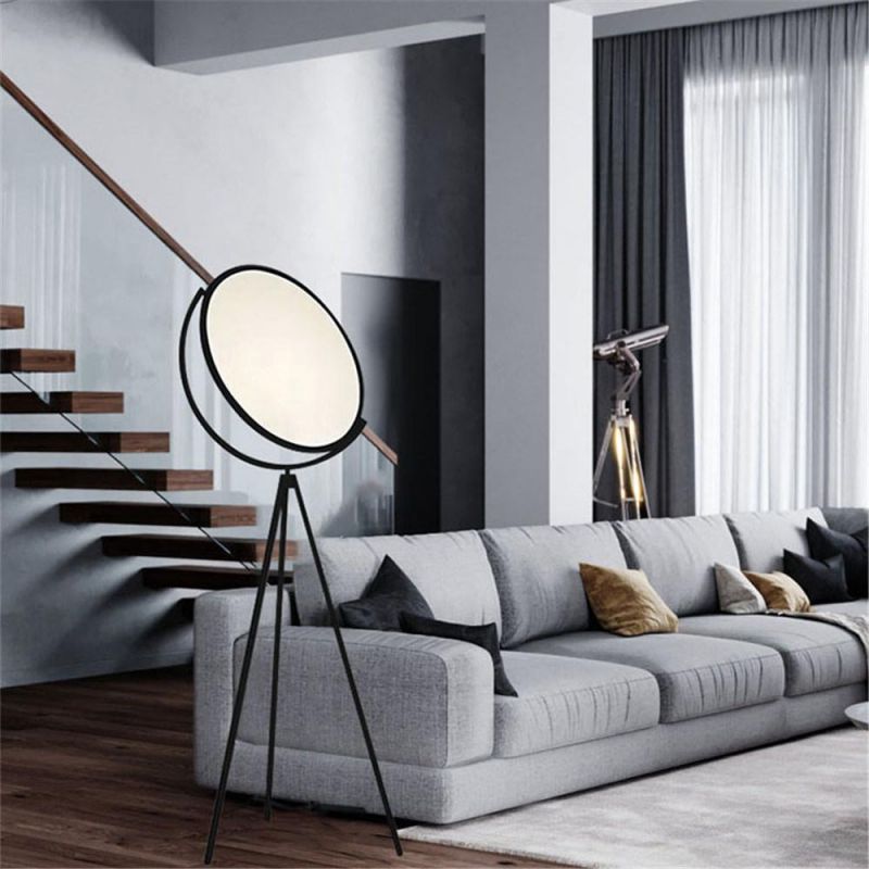 Modern Decoration Simple Thirpod Corner Floor Lamp