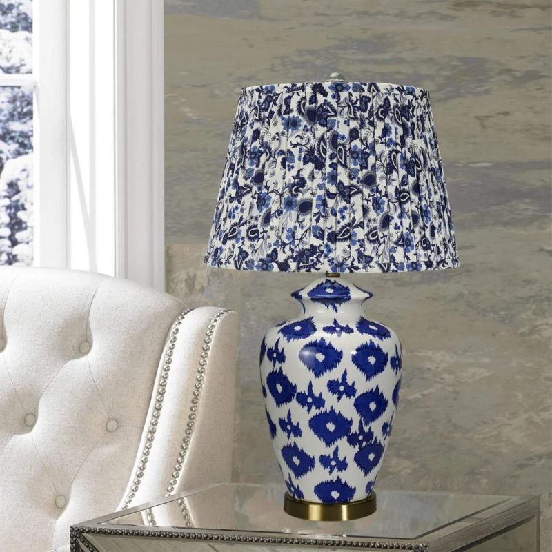 Exquisite Chinese Style Classical Base Lighting Indoor Table Lamp Blue and White Porcelain