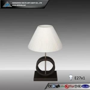 Modern Table Lamp Design Wooden Base (C5004108)