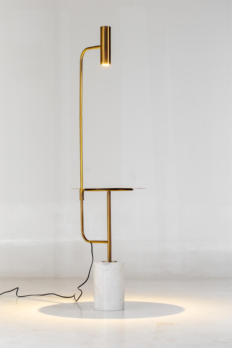 2022 New Design 360 Degree Rotating Modern Marble Golden LED Floor Lamp