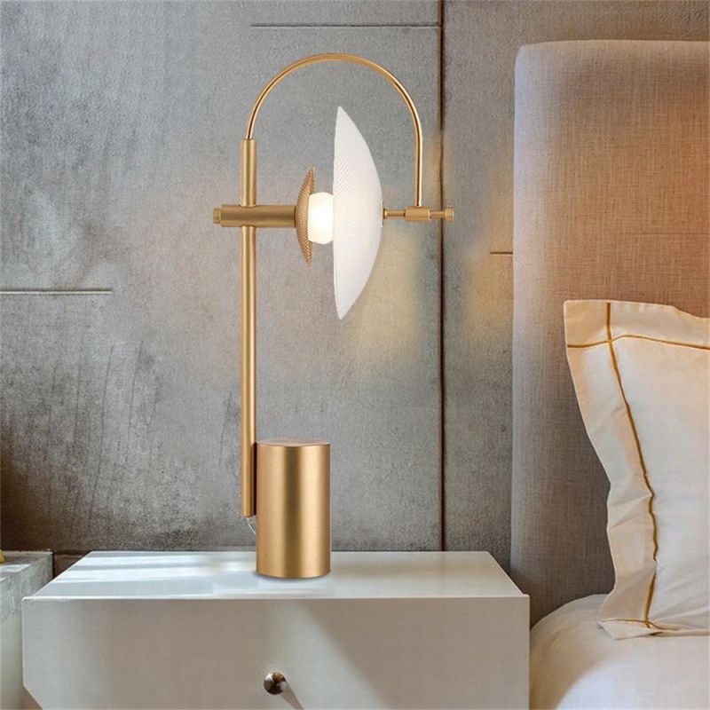Metal Living Room Desk Lamp Art Decor Desk Glass Bedside Bedroom Designer Table Lamp Simple Iron Desk Light