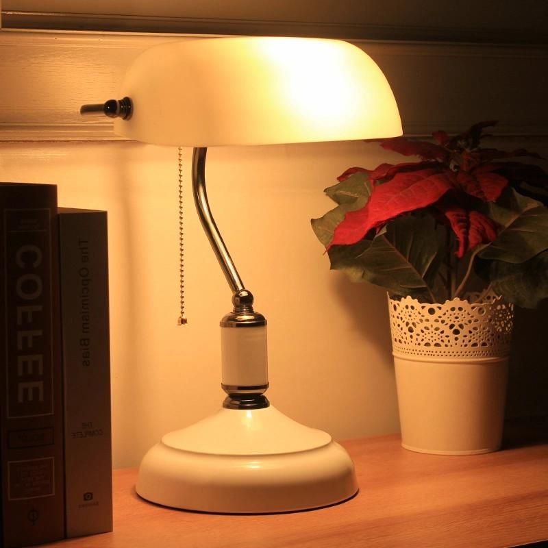 Retro Style Classical Green Lampshade Table Lamp Office Lamp Desk Lamp