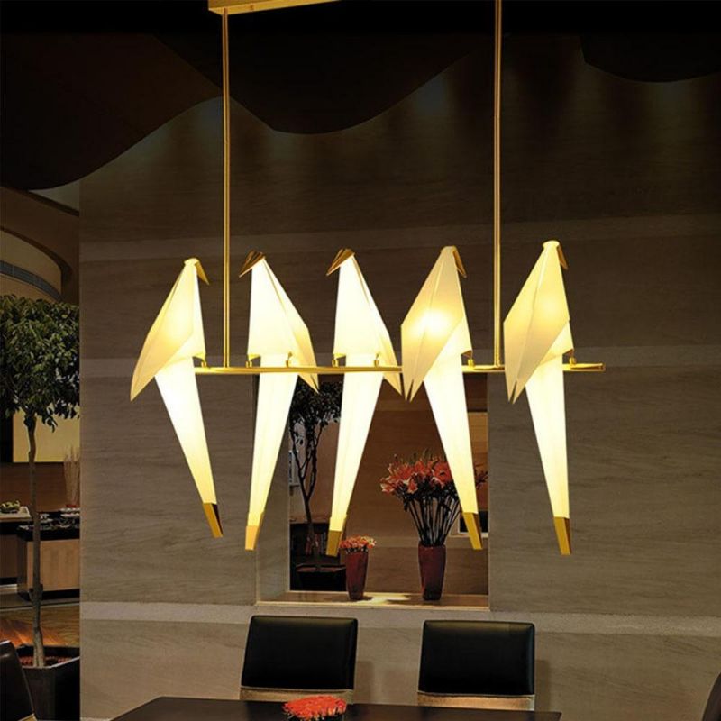 Art Deco Modern Paper Crane Metal Chandelier for Restaurant Living Room Dining Room Children′ S Room LED Bird Design Pendant Lamp