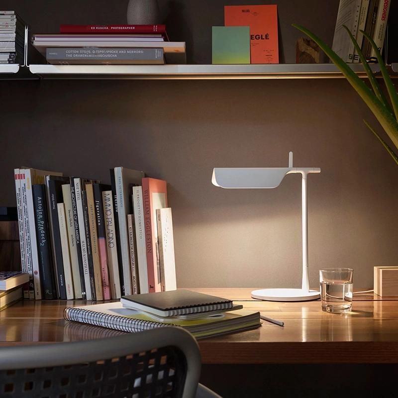 Metal Read Table Lamp