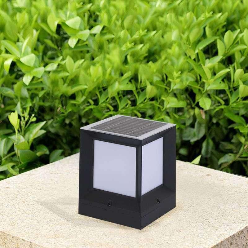 LED Solar Fence Solar Powered Pillar Lamp Outdoor Waterproof IP65 Wall Light for Villa Courtyard Landscape Garden Decor
