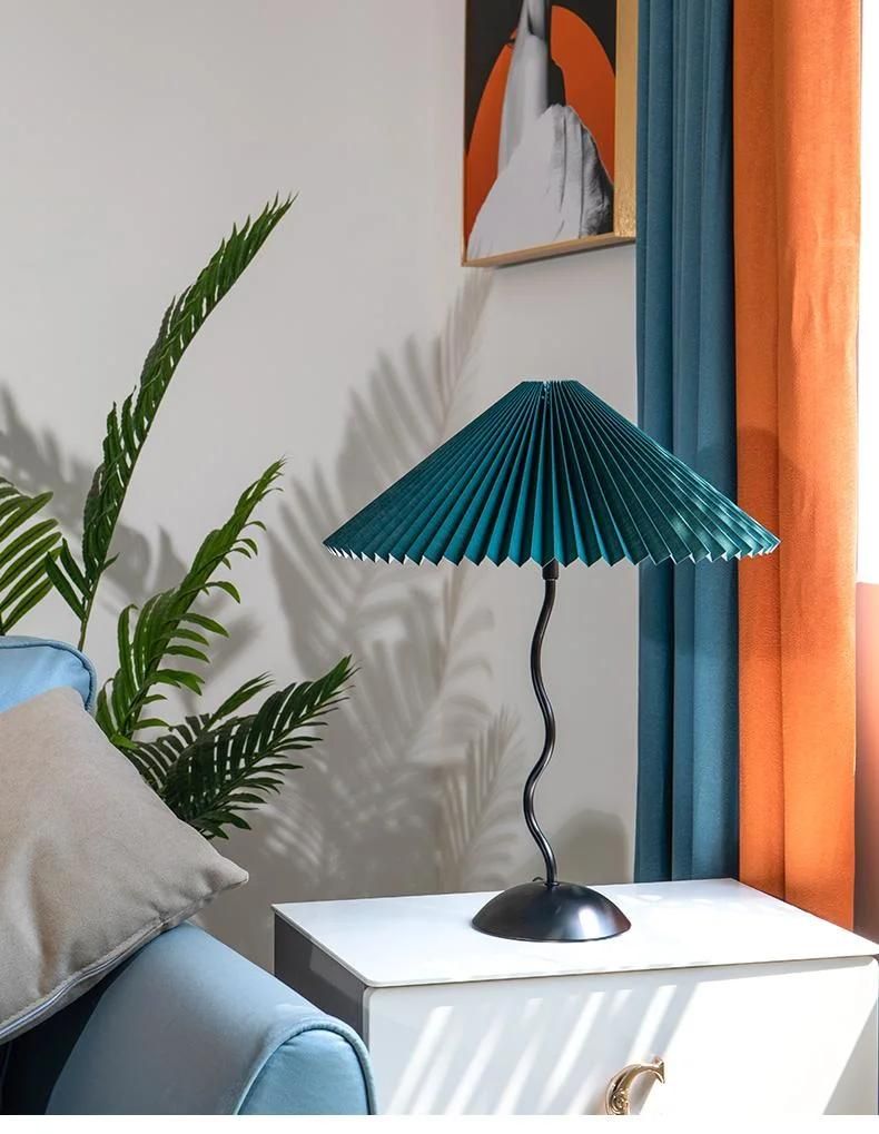 Retro Pleated Table Lamp Japanese Nordic Modern Minimalist Minimalist Living Room Bedroom Bedside Lamp Sofa Side