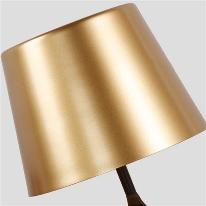 Industrial Triangle Iron Table Lamp Bedroom Bedside Desk Lamp Home Decoration Living Room Table Lamp