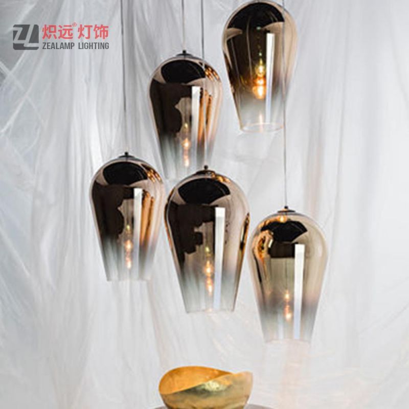 Decorative Lighting Golden Fashion Hollow Pendant Light for Dining Room
