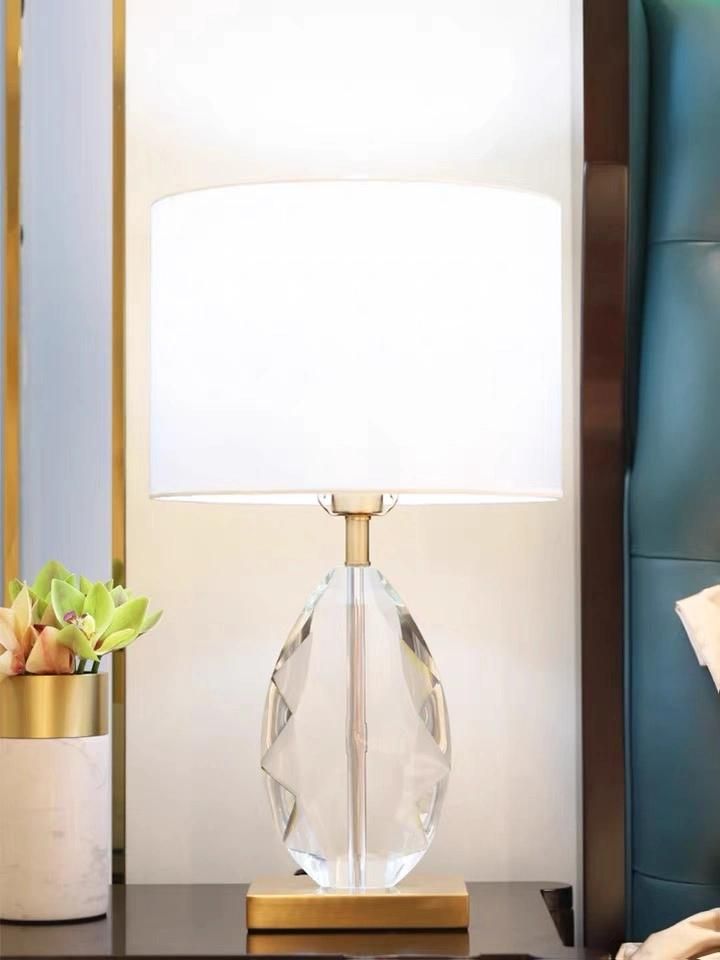 Light Luxury Crystal Table Lamp Decoration Post Modern Art Creative Fashion Simple Luxury Bedroom Living Room Study Bedside