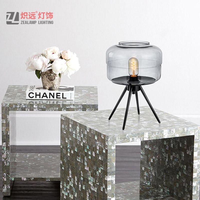 Quadripod Metal Decorative Reading Light for Residences Glass Table Lamp