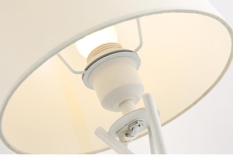 Desk Lamp Nordic Simple Work Desk Lamp Iron Creative Bedroom Bedside Table Lamp Products