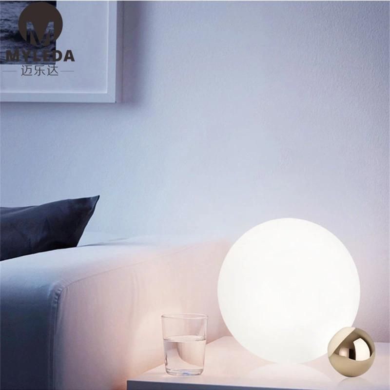 Modern Simple Glass Base Table Lamp