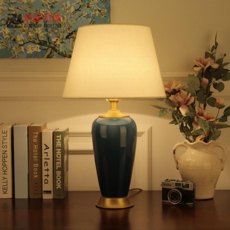 Indoor Ceramic Art Table Lamp Decorations for Home Lighting (TL8034)