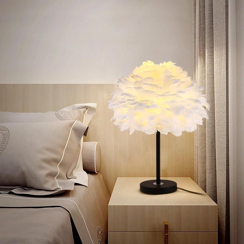 Nordic Ostrich Feather 3-Light Gold Table Desk Lamp for Home Decorative Lighting