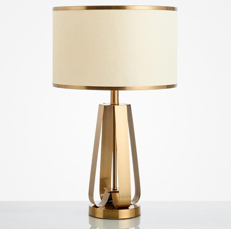 Decorative Modern Metal Table Desk Light for Hotel Bedside, Living Room in Antique Brush Brass Finished