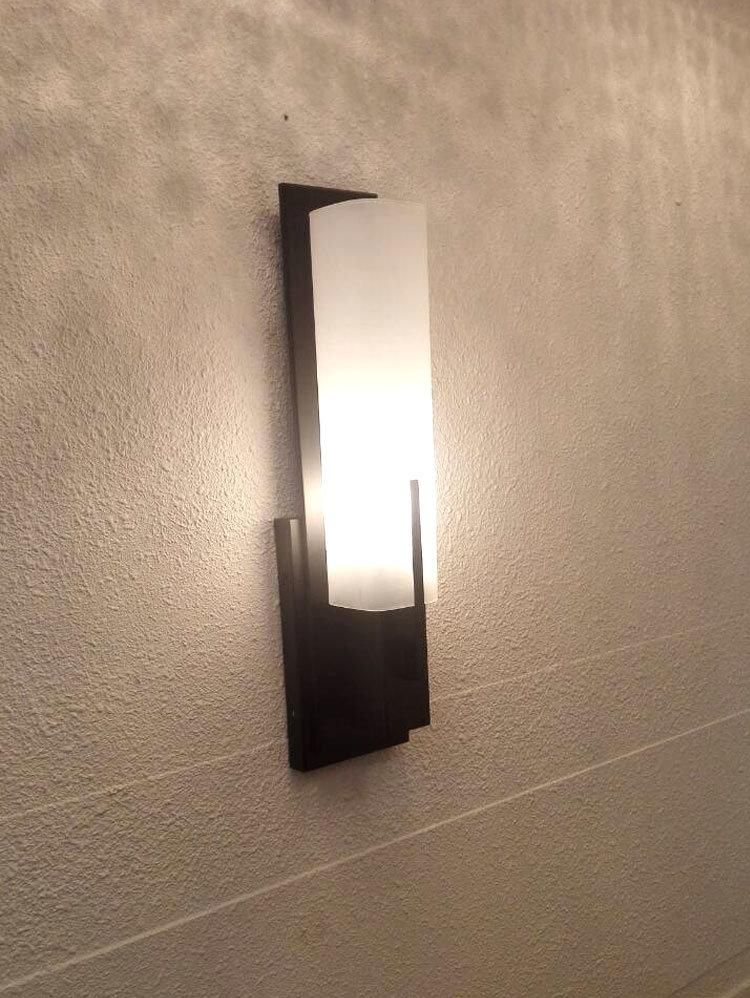 modern Square Glass Wall Sconce Wall Light with Black Metal Frame for bathroom