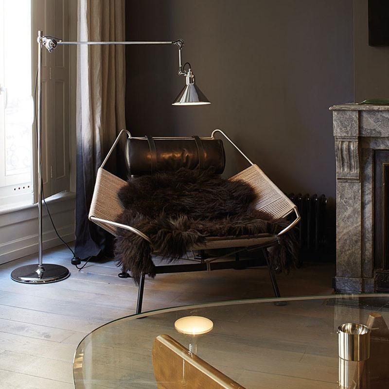 Simple Floor Lamp Study Bedroom Creative Lamp Stand Light Lamp for Living Room (WH-MFL-172)