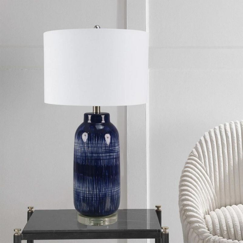 High Quality Modern Design Indoor Decorative Desk Lamp Fabric Shade Metal Glass Lamp Body LED Table Lamp for Living Room