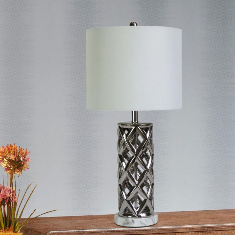 Wholesale Nordic Modern Luxury Decorative Bedroom LED Brass Gold Table Lamp