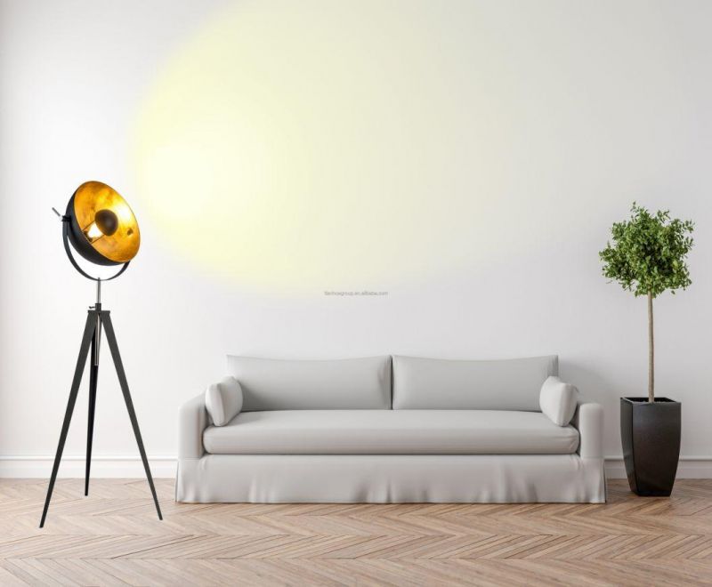 High Quality Modern Art Style Standing Lighting Decorative Metal Tripod Floor Lamp for Living Room