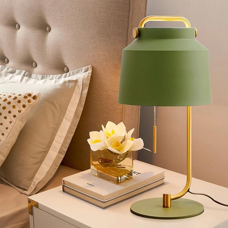 Nordic Bedroom Bedside Simple Modern Light Luxury Creative Personality Table Lamp