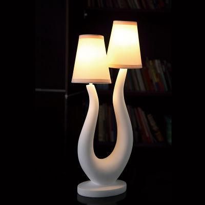 Indoor LED Lighting Modern Style Table Lamp for Reading