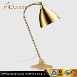 New Design Various Color Metal Table Lamp