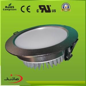 China Manufacturer of 12W SMD Down Light LED