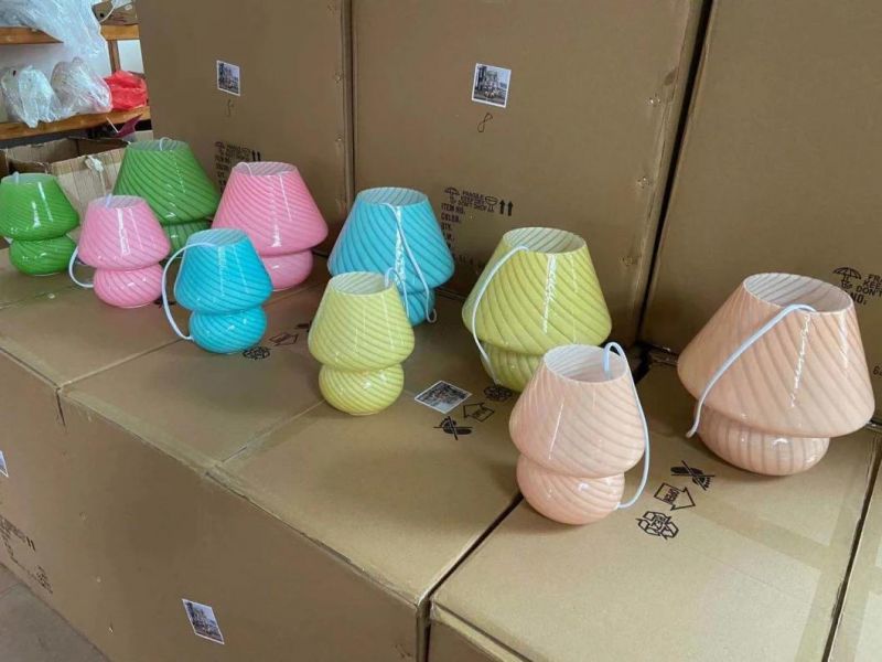 1970s Pink Glass Swirl Mushroom Murano Table Lamp