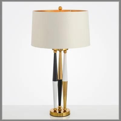 Fashion Interior Decorative Table Lamp with Switch for Bedroom