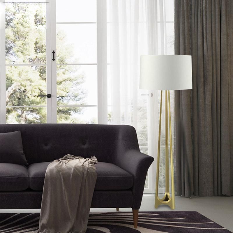 Post Modern Light Luxury Creative Living Room Table Lamp Art Bedside LED Eye Protection Bedroom Study Designer Model Ground Lamp