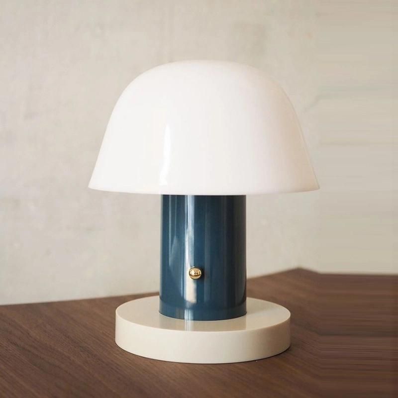 Modern Simple Bedroom Bedside Glass Desk Lamp Nordic Soft Decoration Designer Model Room Hotel Creative Bar Desk Lamp