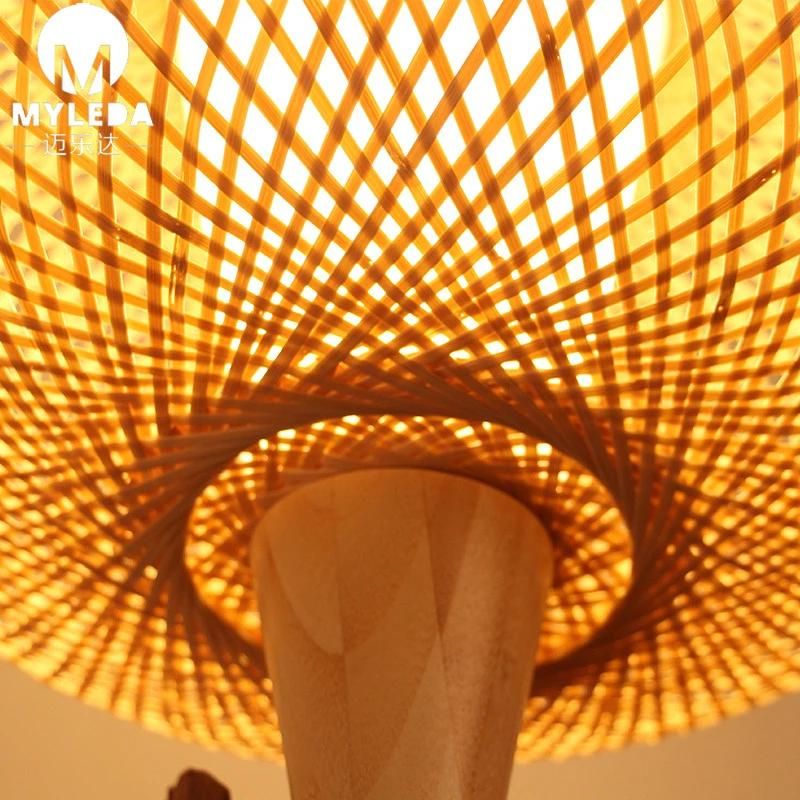 Chinese Style Garden Bamboo Table Light with Natural Wood Frame