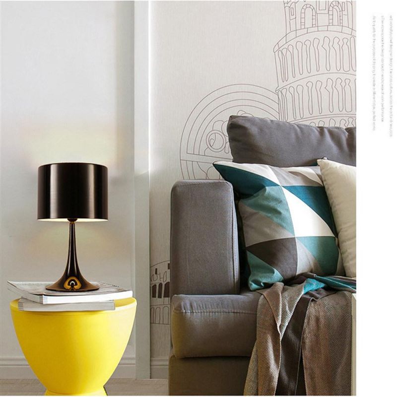 Table Lamp Simple Modern Living Room Desk Decoration Desk Lamp Black White Table Light Bedroom Bedside Lamp Home Lighting