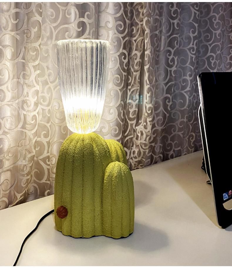 Modern Nordic Green Cactus Shape Resin Table Lamp for Home Decor