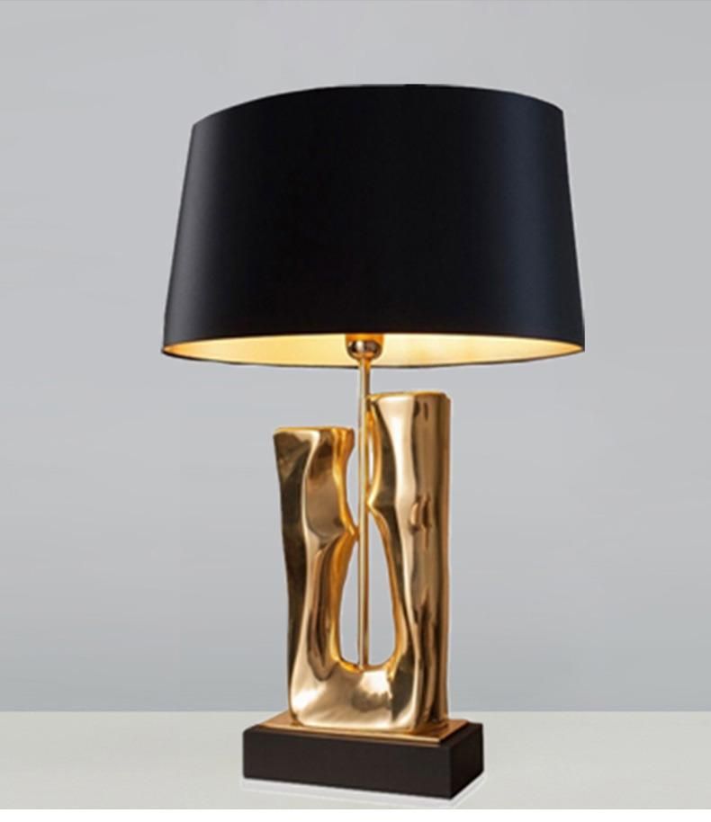 Nordic Fashion Light Luxury Simple Gold Resin Table Lamp Post Modern Designer Creative Art Hotel Living Room Lamp