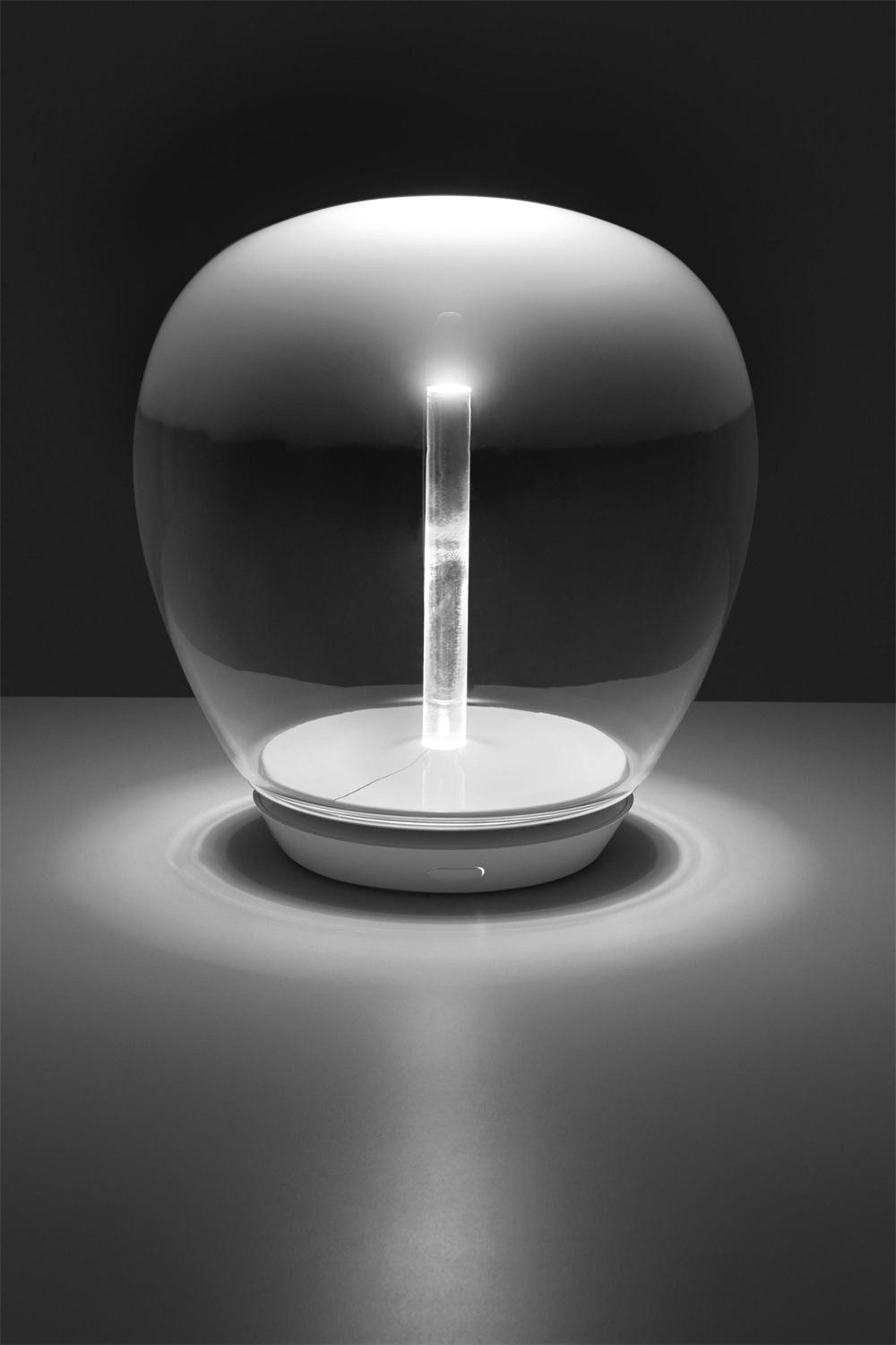 2022 Modern Clear Glass LED Table Lamp Art Bar Desk Lamp Living Room Home Decor Bedside Table Light Portable